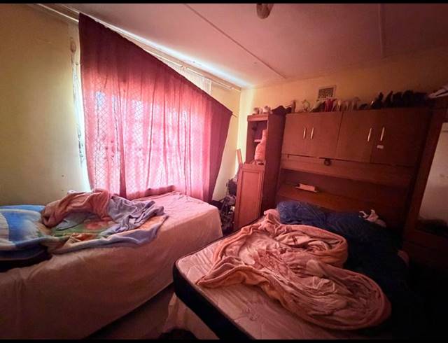 7 BEDROOM HOUSE FOR SALE IN VANDERBIJLPARK CW 4